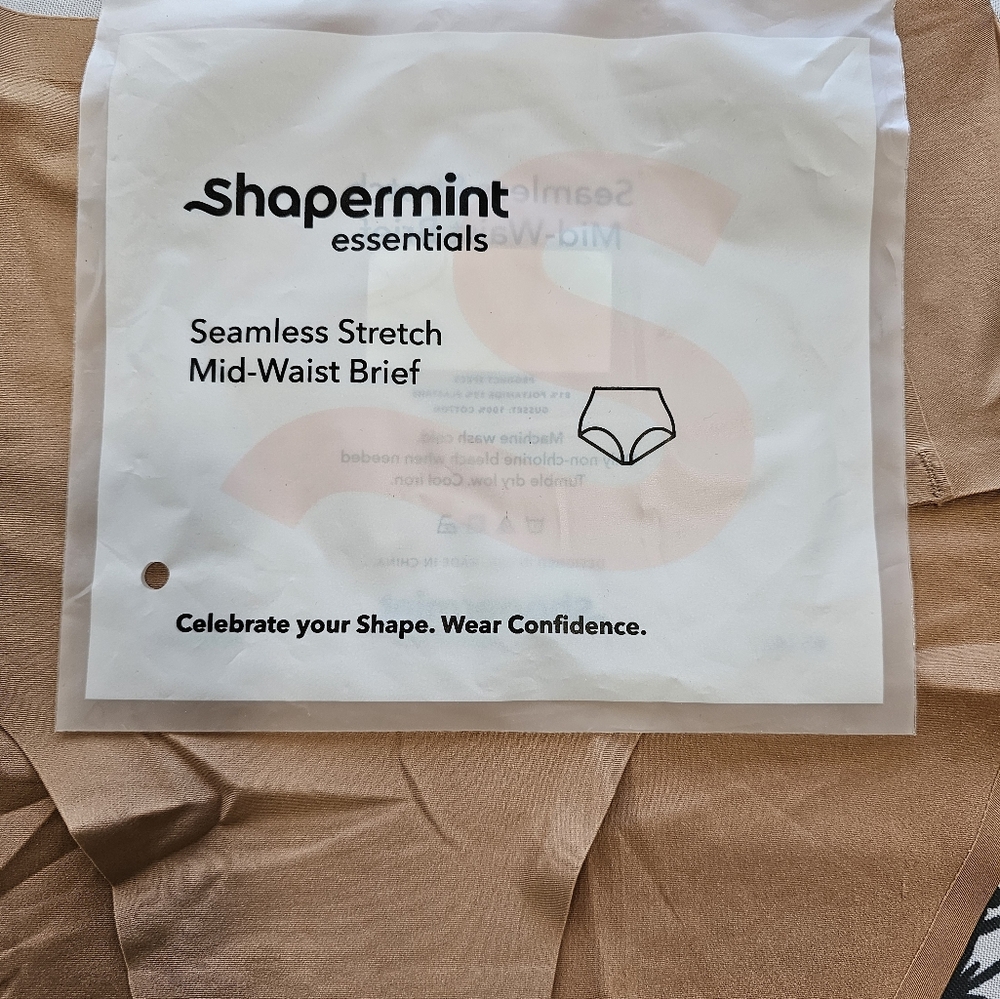 Shapermint Brief - Picture 2 of 3